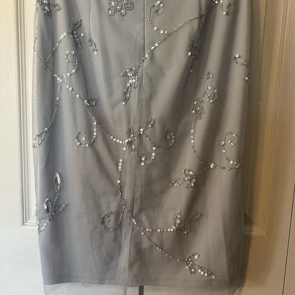 Papell studio by Adrianna Papell beaded dress size 6 , light blue - Picture 5 of 10